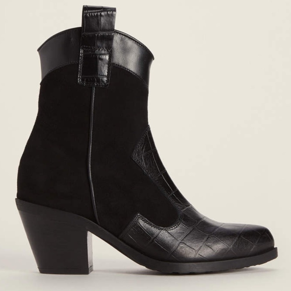 Alberto zago western booties NEw  40